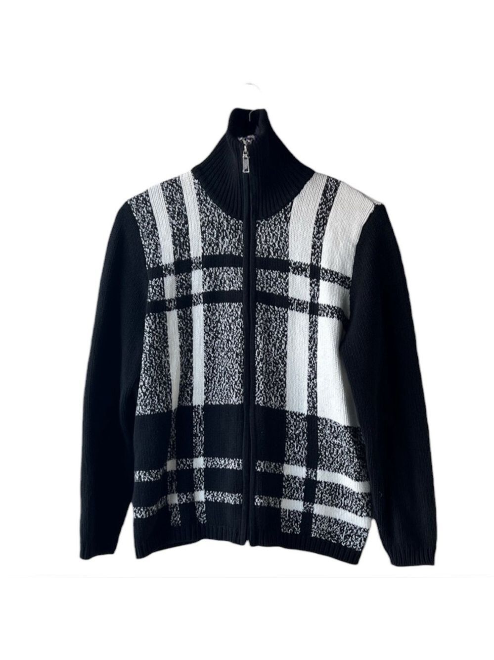 Liz Claiborne Black and White Knit Sweater L